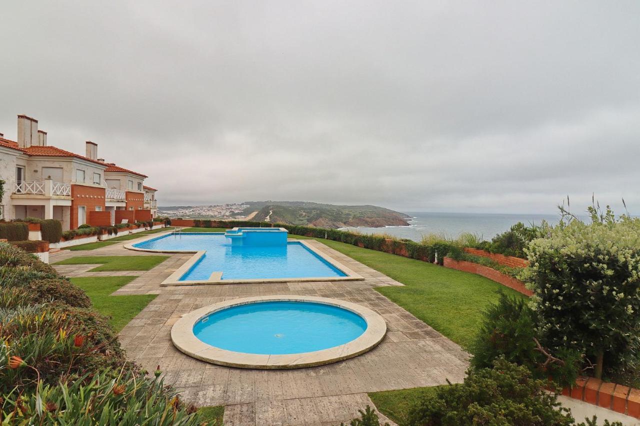 Apartamento Vista Premium Sto Antonio Sao Martinho do Porto Bagian luar foto
