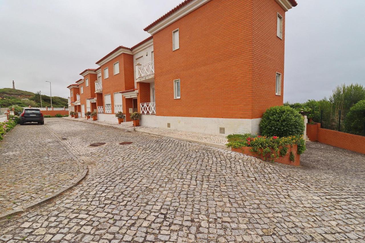 Apartamento Vista Premium Sto Antonio Sao Martinho do Porto Bagian luar foto